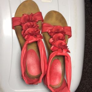 Patrizia sandals red with floral rosettes